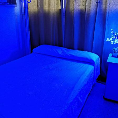 Hostal Babylon Барселона Екстериор снимка