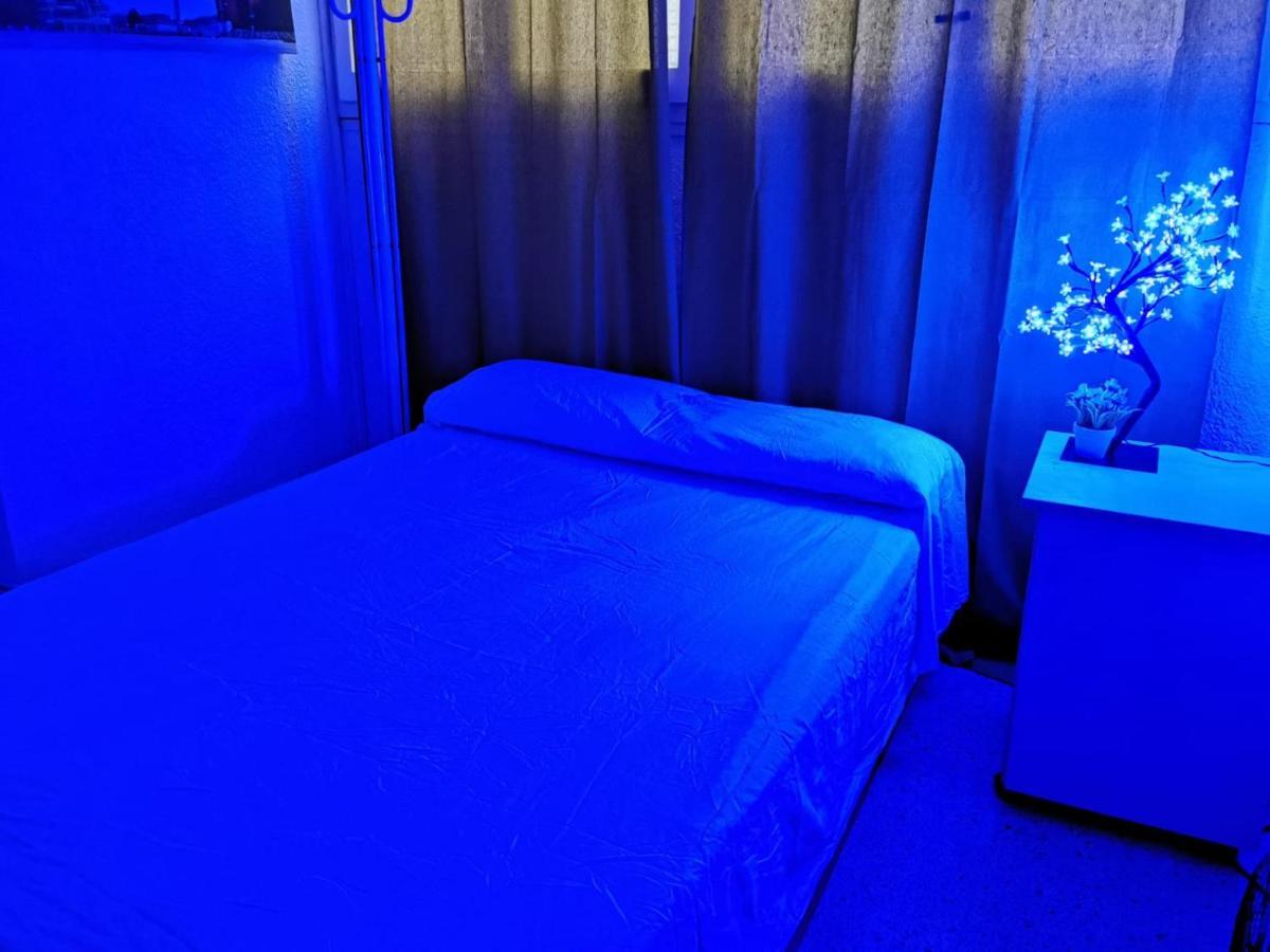Hostal Babylon Барселона Екстериор снимка