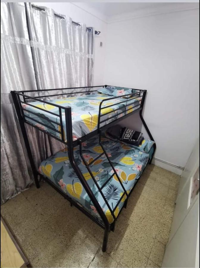Hostal Babylon Барселона Екстериор снимка